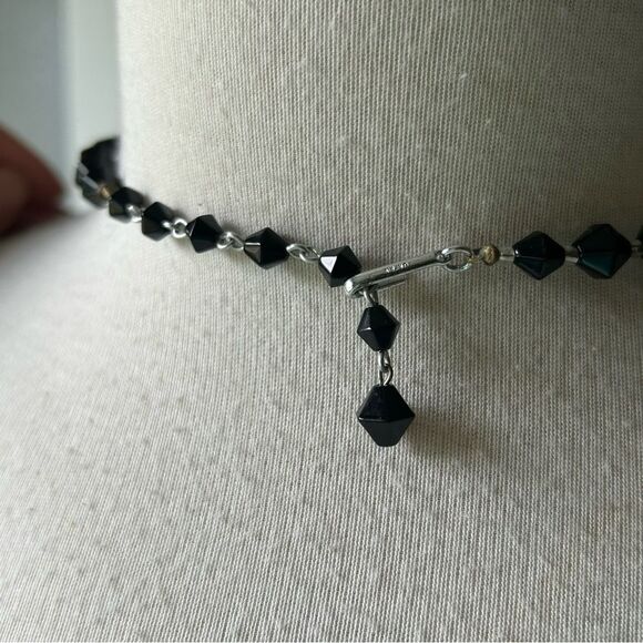 Vintage Jet Black Faceted Glass Beaded Neckace - Picture 4 of 7